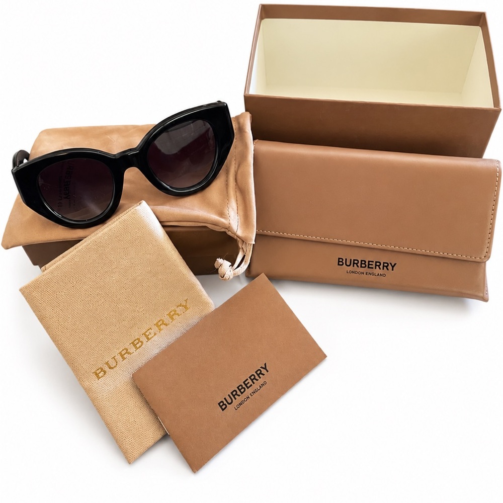 NEW BURBERRY Sunglasses BE 4390 30018G Meadow Black Grey Gradient